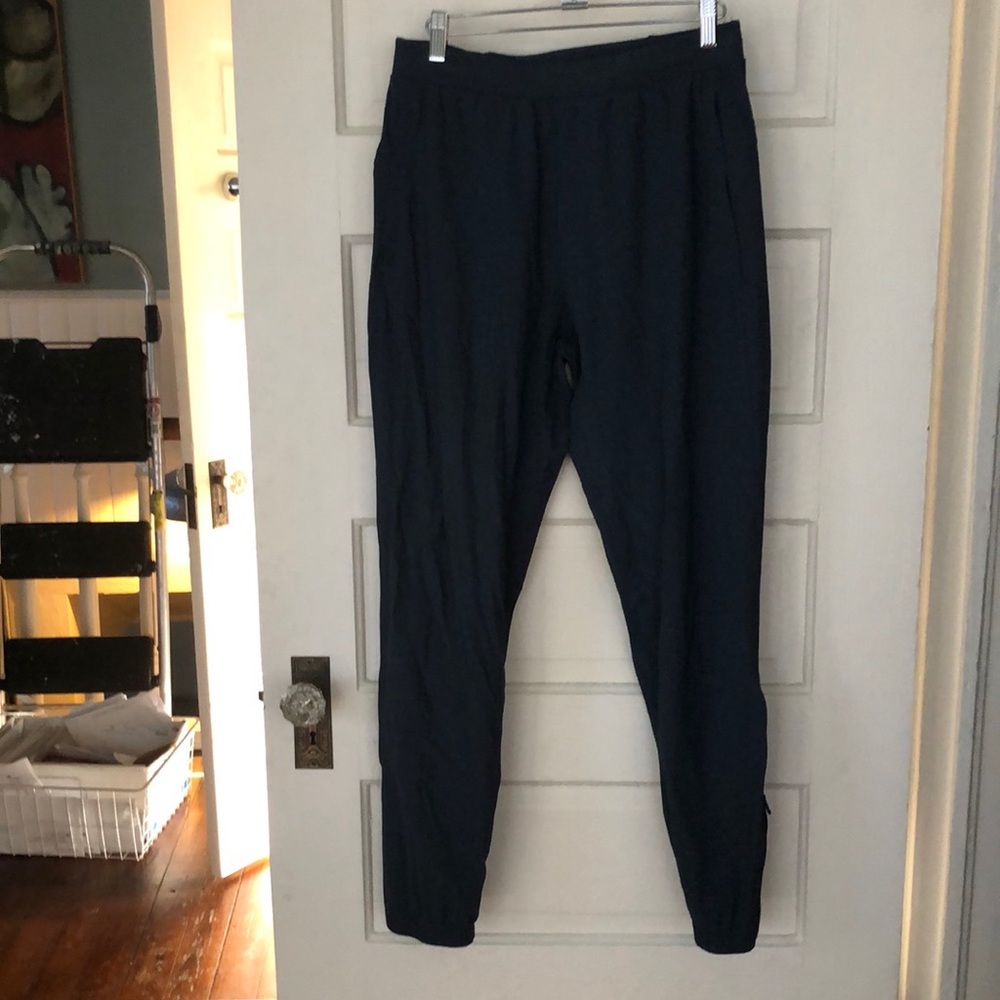 Lululemon joggers